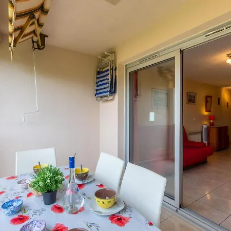 Les Jardins D'ys-8 By Interhome Les Issambres